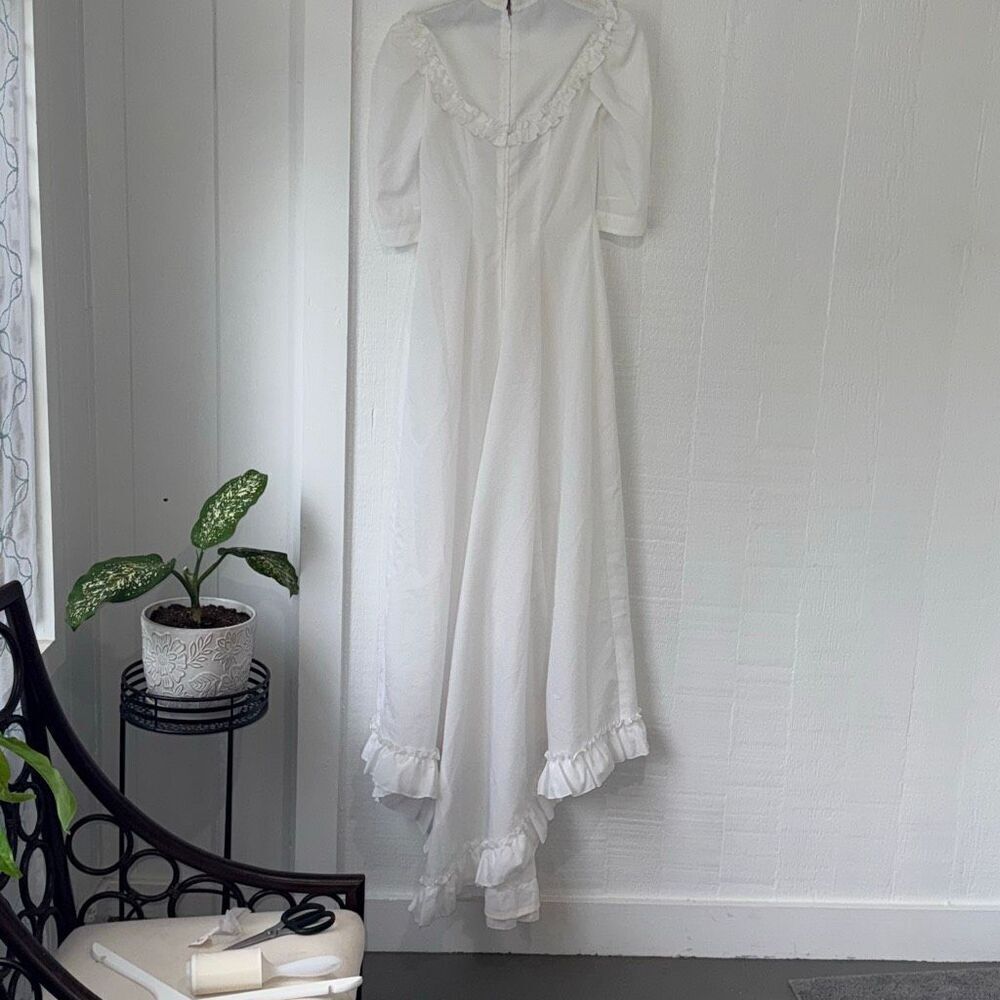Vintage Hawaiian 1940s Handmade White Palaka Holoku Wedding Dress W/Train Loop